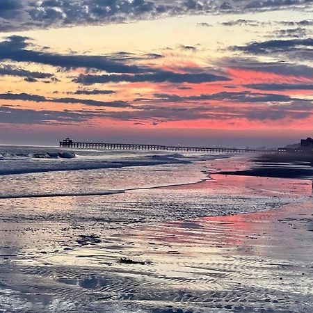 Beautiful Beachfront-Oceanfront First Floor 2Br 2Ba Condo In Cherry Grove, North Myrtle Beach! Renovated With A Fully Equipped Kitchen, 3 Separate Beds, Pool, Private Patio & Steps To The Sand! Exteriör bild