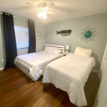 Beautiful Beachfront-Oceanfront First Floor 2Br 2Ba Condo In Cherry Grove, North Myrtle Beach! Renovated With A Fully Equipped Kitchen, 3 Separate Beds, Pool, Private Patio & Steps To The Sand! Exteriör bild